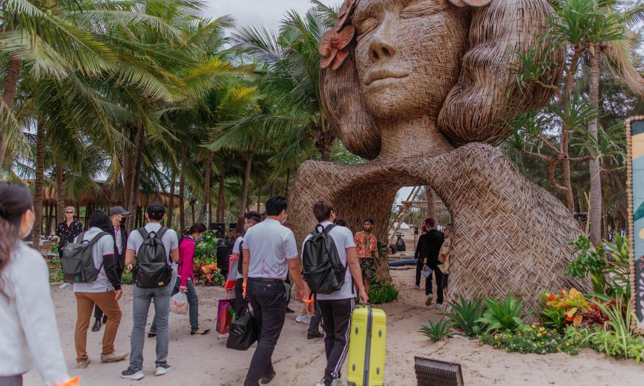 Hola Beach - Beach Club & Eco Glamping Resort Ke Ga Exterior photo